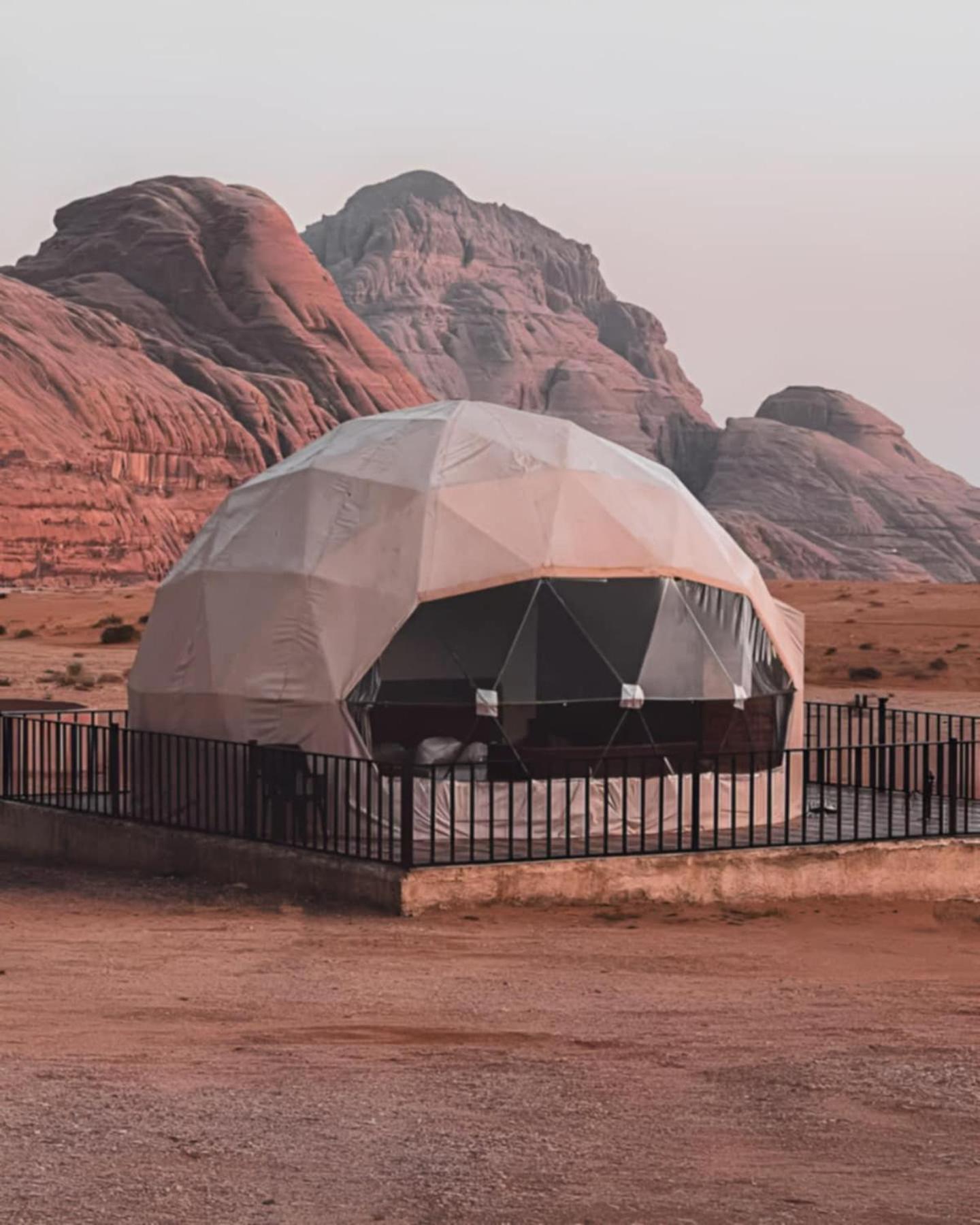 Luxury tent Wadi Hi Camp